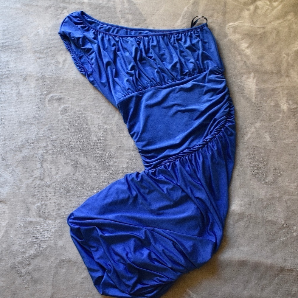 XS- Arden B. One‎ Shoulder Rouched Dress